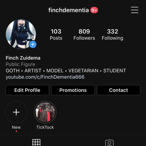 Meet the seller! ๐ค - Picture 6 of 6